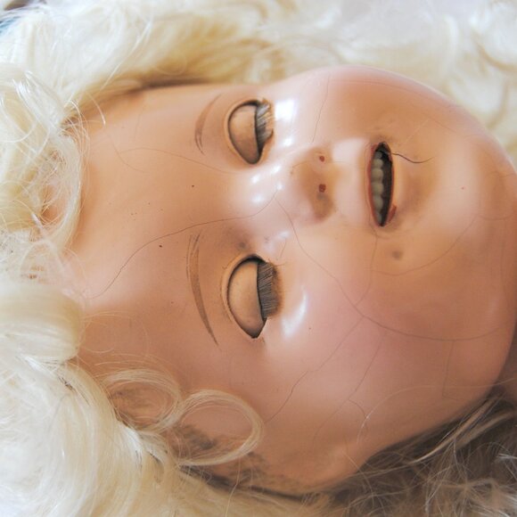 Antique  Shirley Temple Composition Doll  1930’s Vintage 16" w/teeth, dimples - Picture 8 of 10